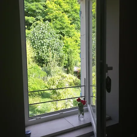 Apiculteur Loue 2 Dans Cadre Verdoyant Homestay *