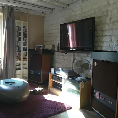 Apiculteur Loue 2 Dans Cadre Verdoyant Homestay *